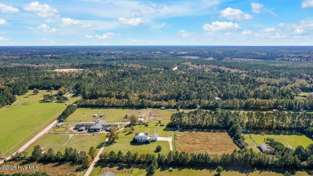 651 Gilbert Road SE, Bolivia