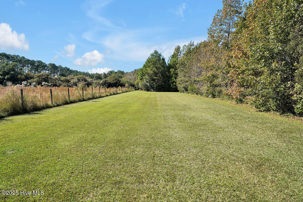 651 Gilbert Road SE, Bolivia