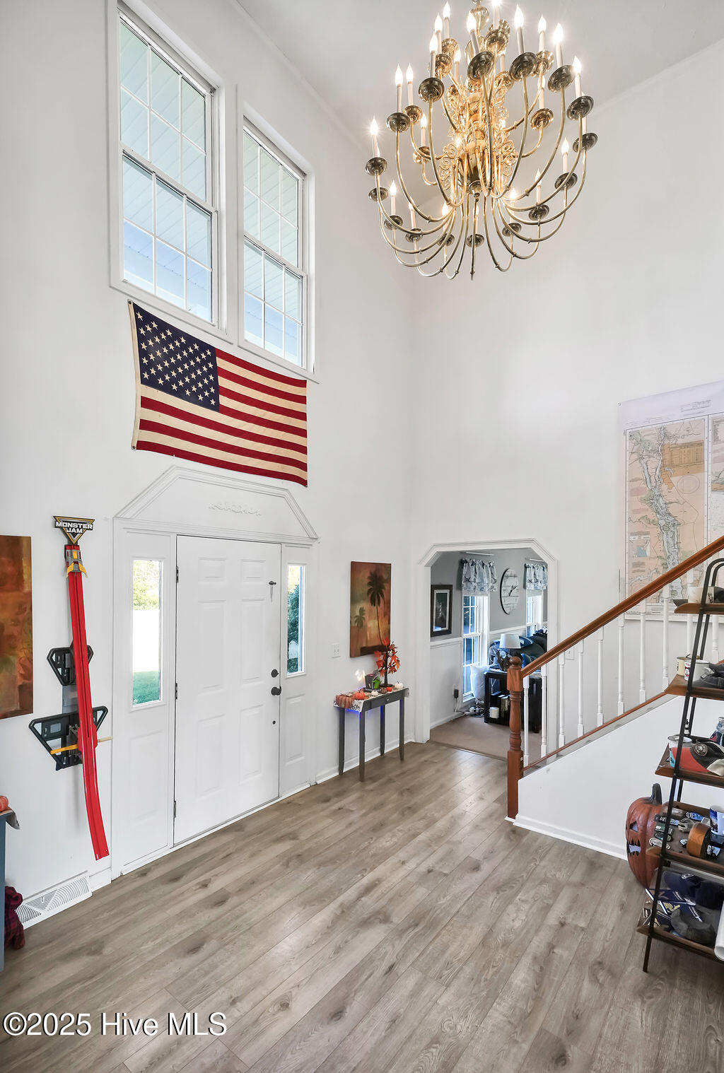 651 Gilbert Road SE, Bolivia