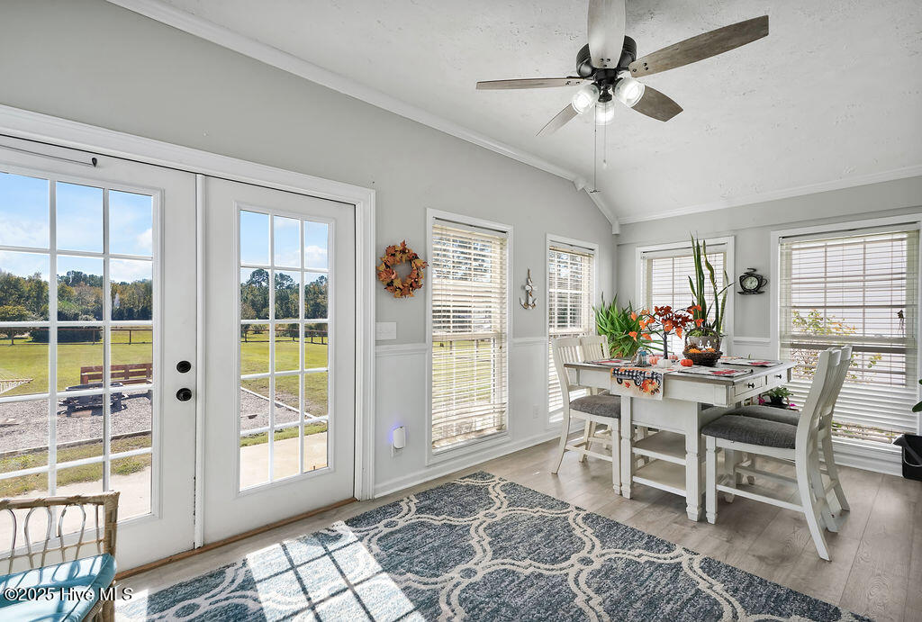 651 Gilbert Road SE, Bolivia