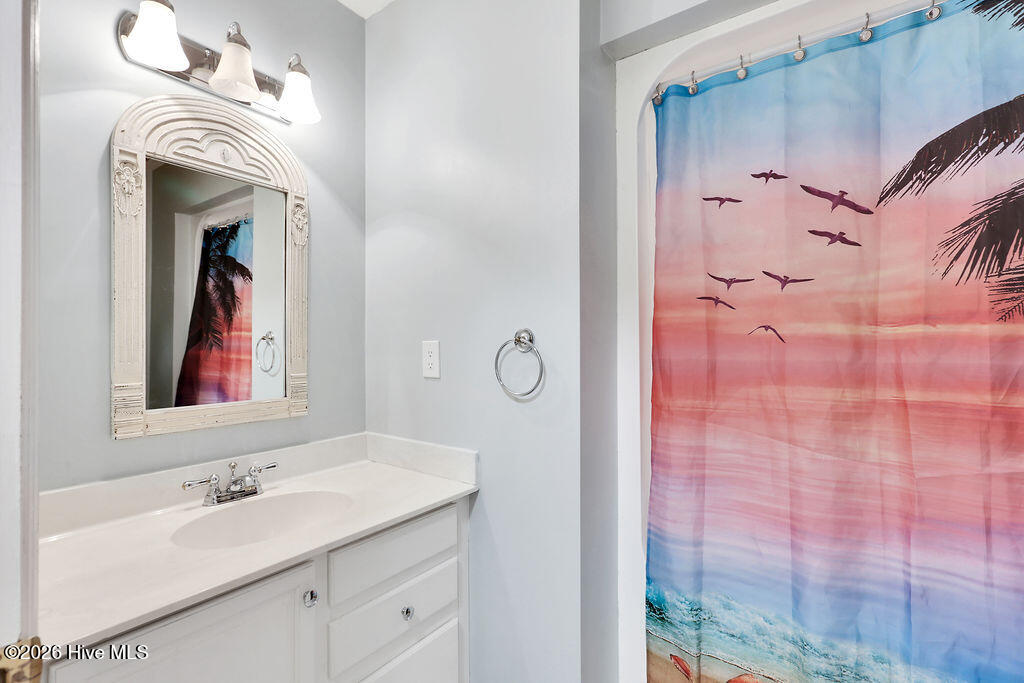 24 Queens Grant Circle SW