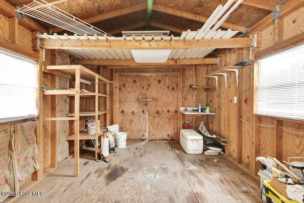 24 Queens Grant Circle SW