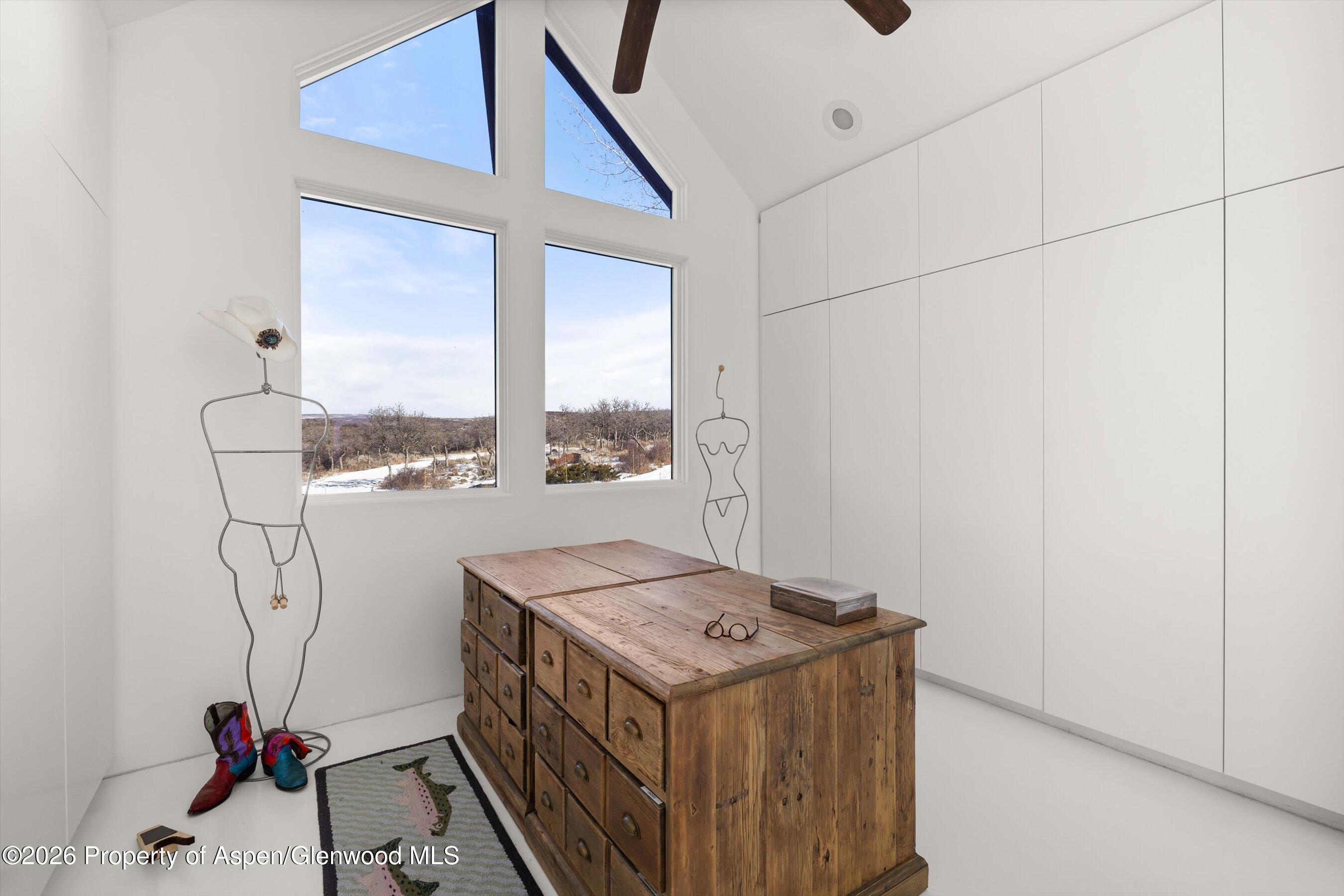 2103 Ten Peaks Mesa Road, ElJebel