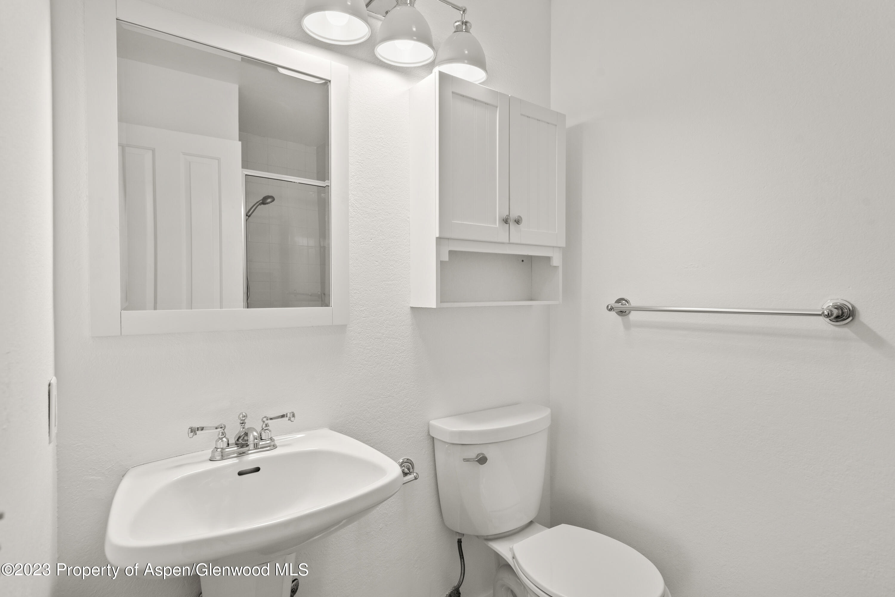 35 Lower Woodbridge Road, B107