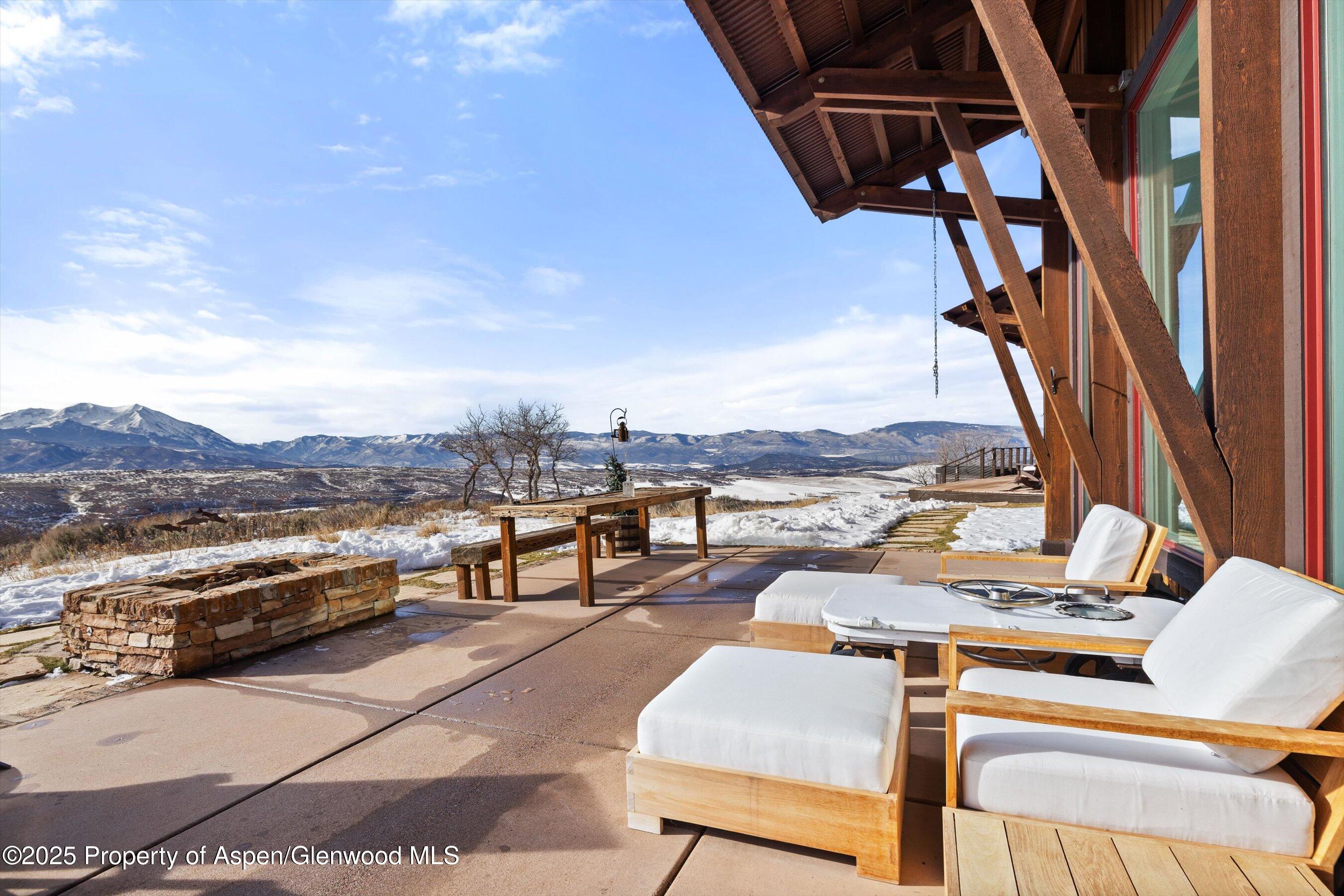 2103 Ten Peaks Mesa Road