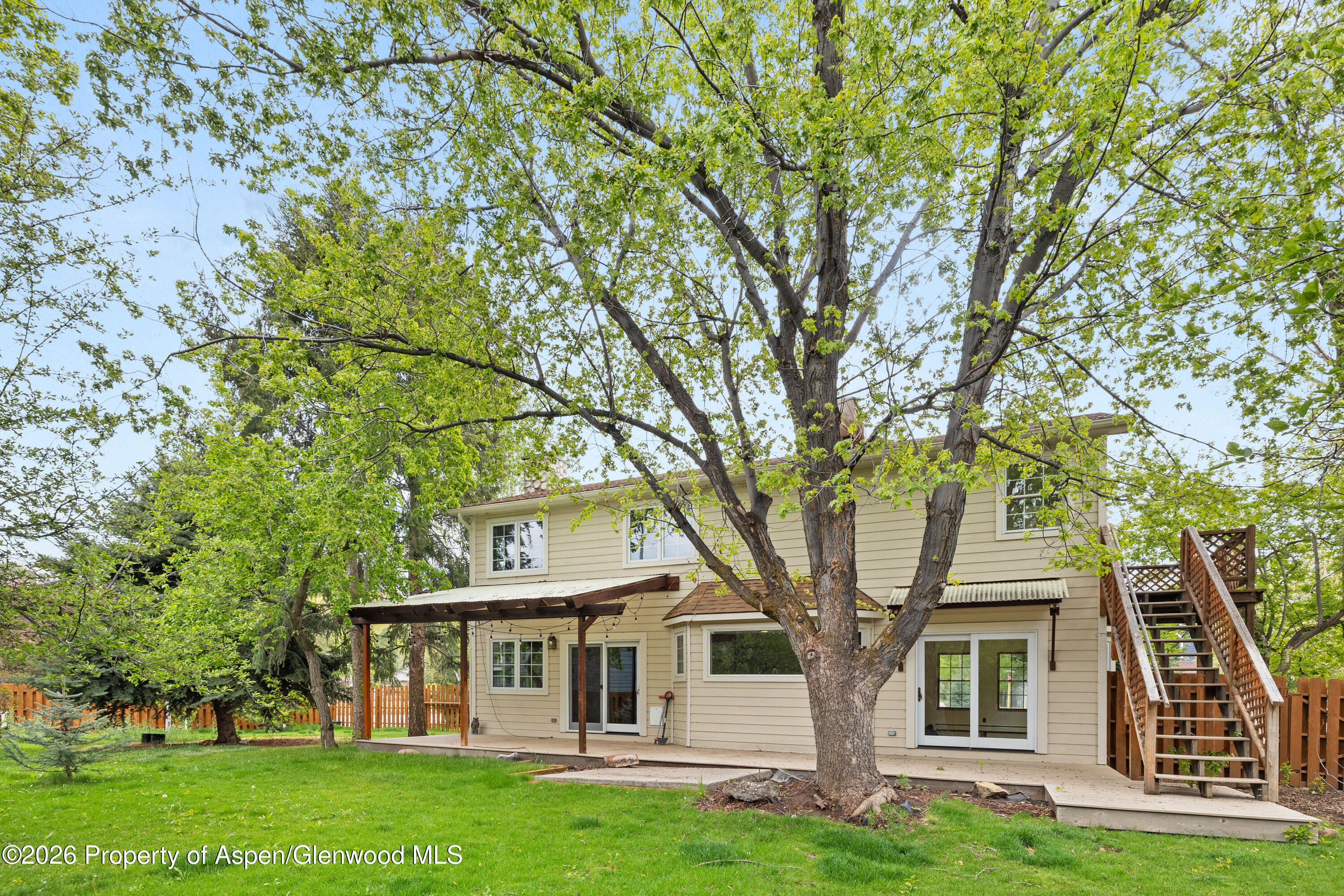 389 Rabbit Road