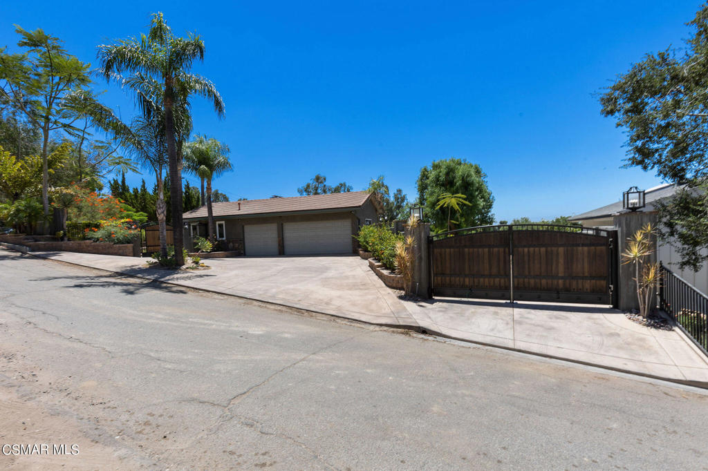 11593 Zelzah Avenue