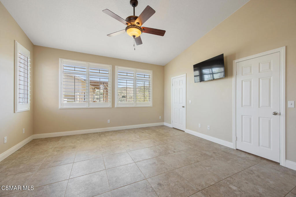 40450 Snake Lane