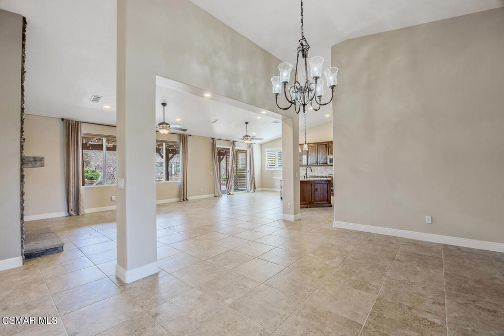 40450 Snake Lane