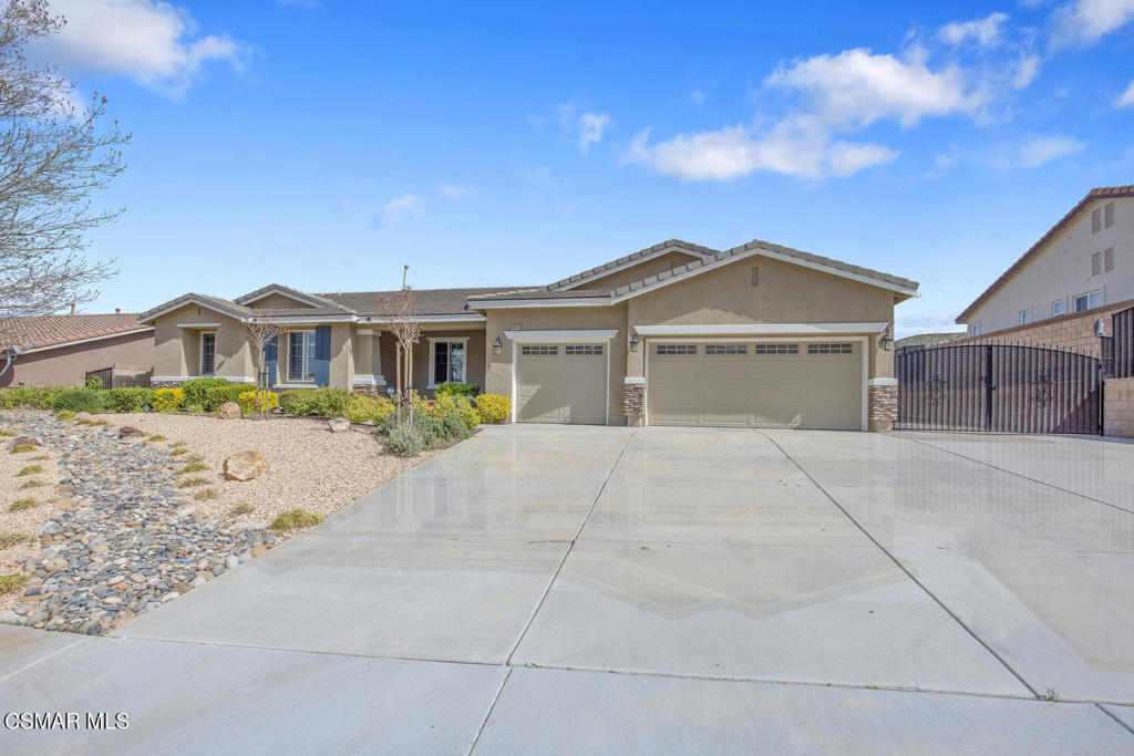 40450 Snake Lane