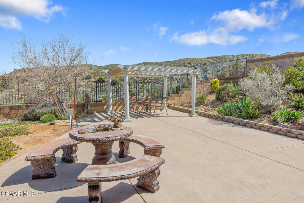 40450 Snake Lane