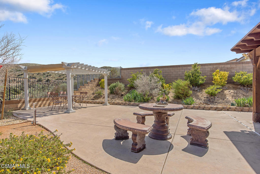 40450 Snake Lane