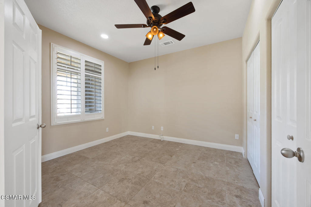 40450 Snake Lane