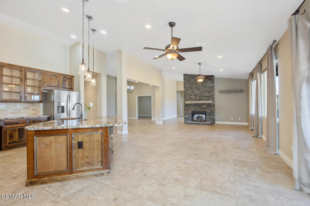 40450 Snake Lane