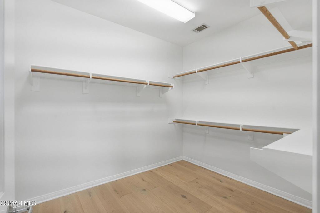 491 Ravensbury Street