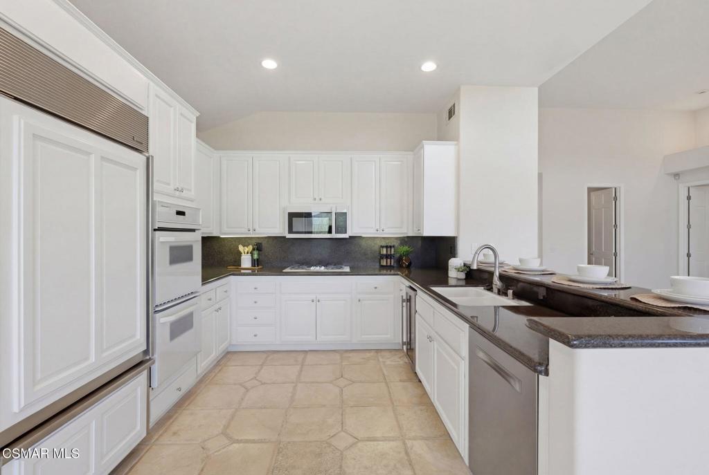 491 Ravensbury Street