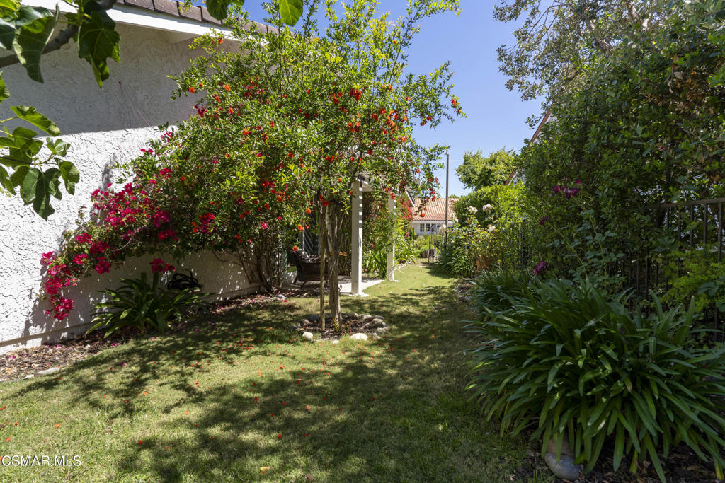 2124 Glenhollow Street