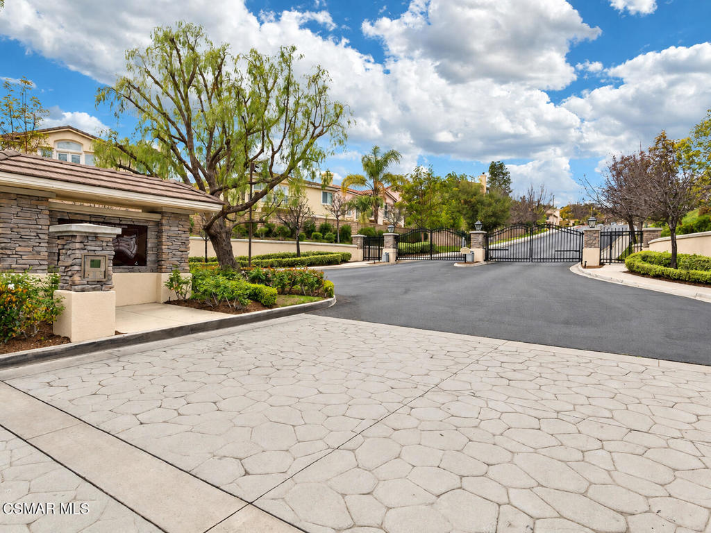 2823 Arbella Lane