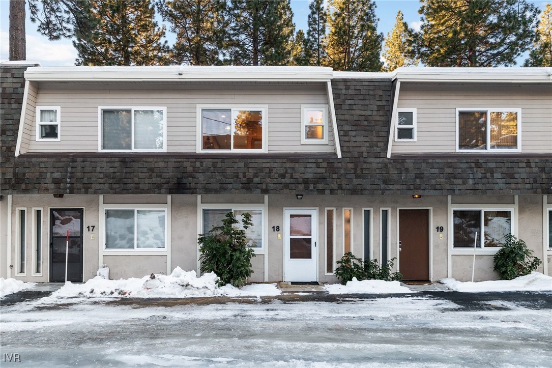 825 Southwood Boulevard 18