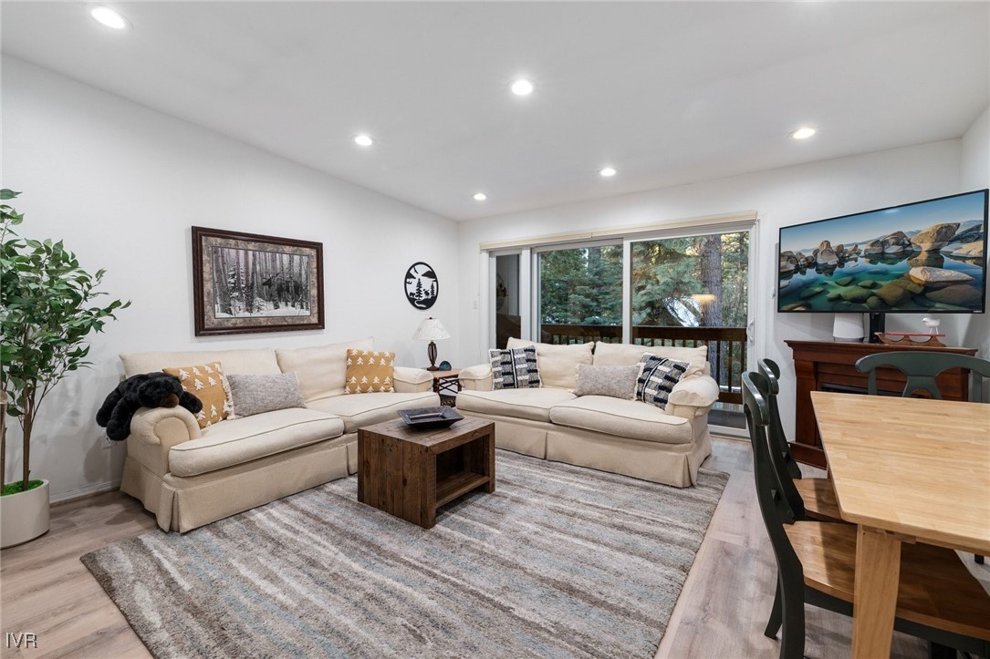 825 Southwood Boulevard 18