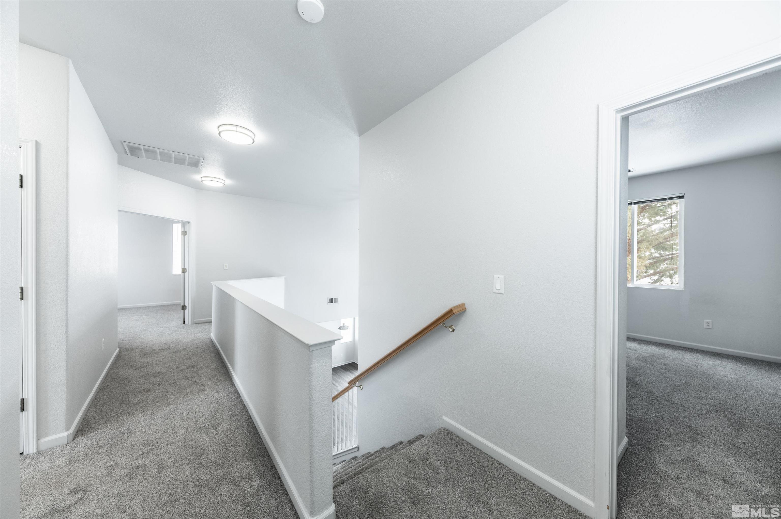2457 Bentley Dr