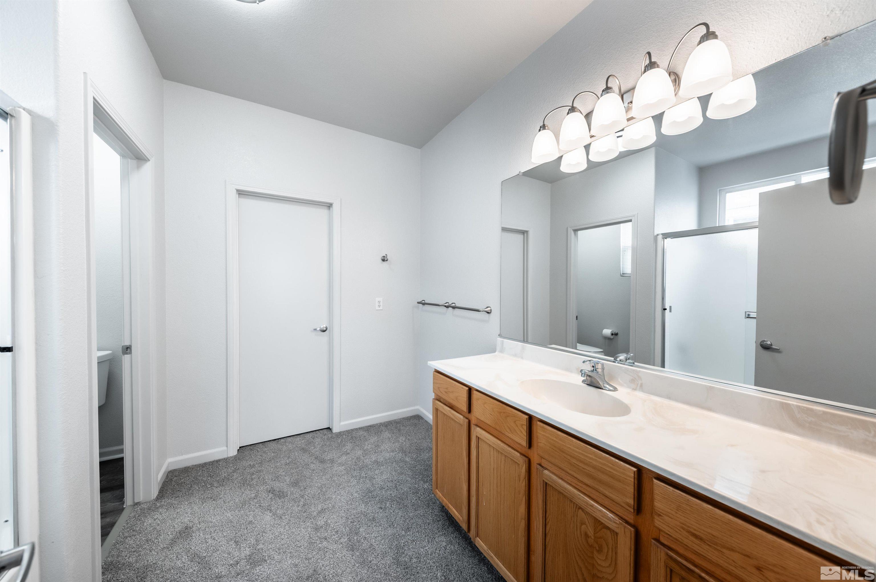2457 Bentley Dr