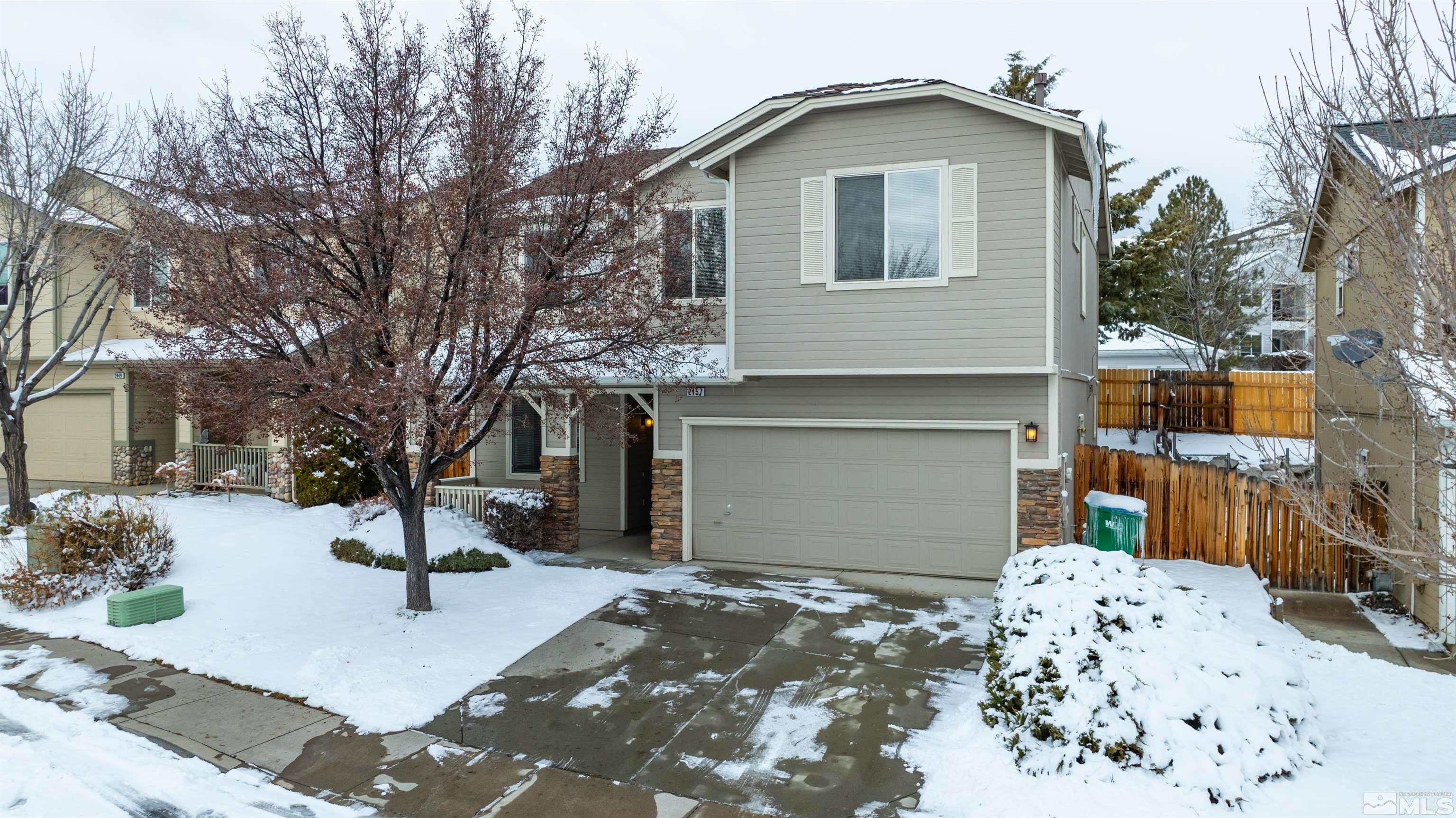 2457 Bentley Dr