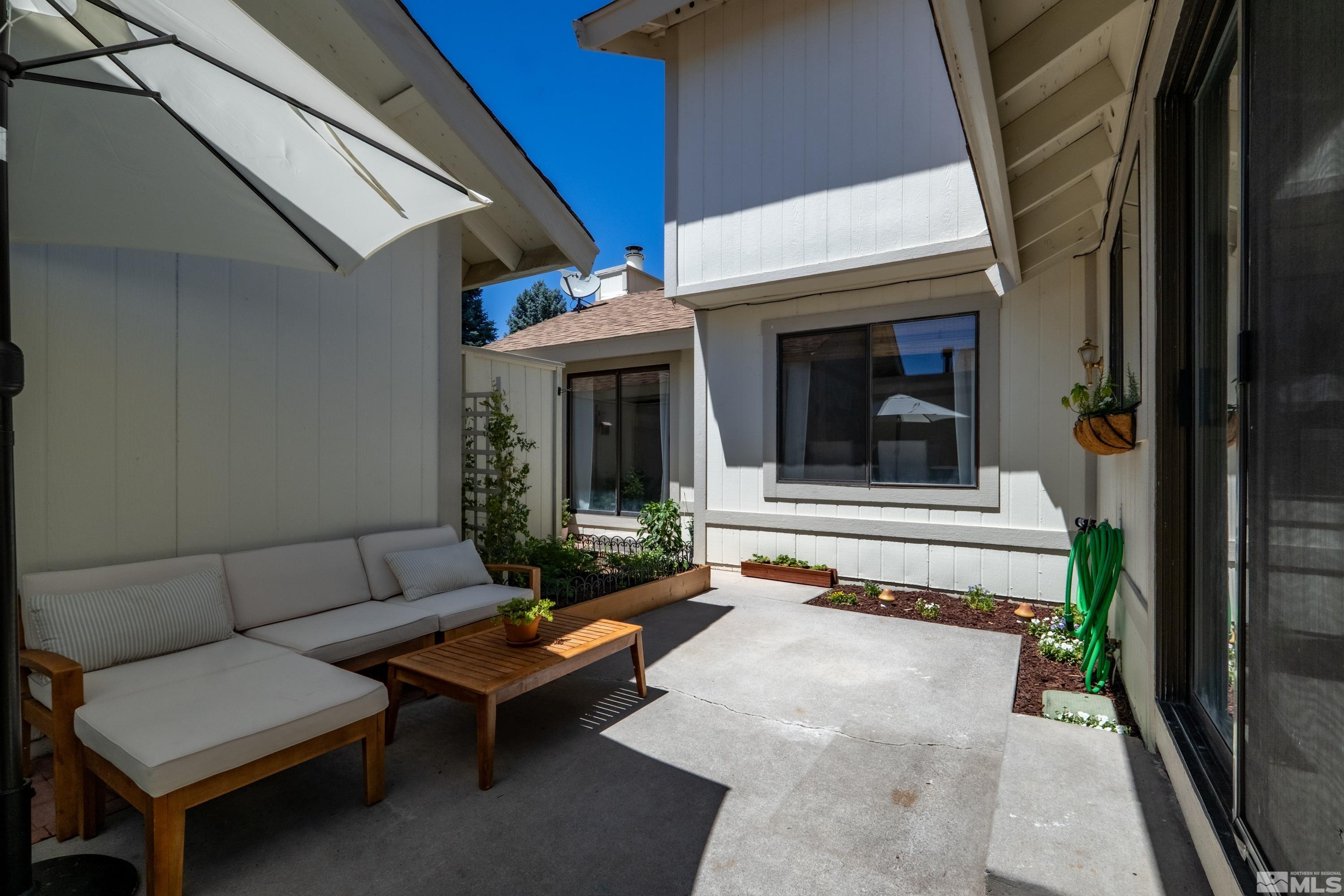 1209 Searchlite Ct