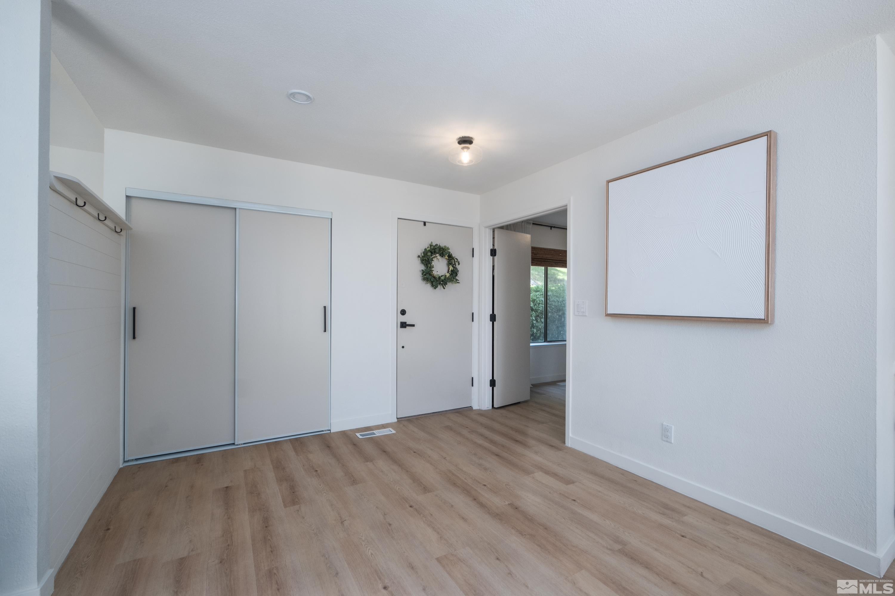 1209 Searchlite Ct