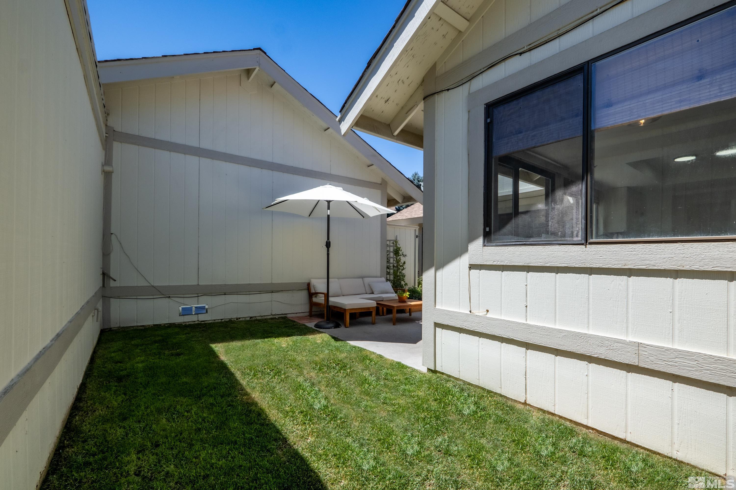 1209 Searchlite Ct