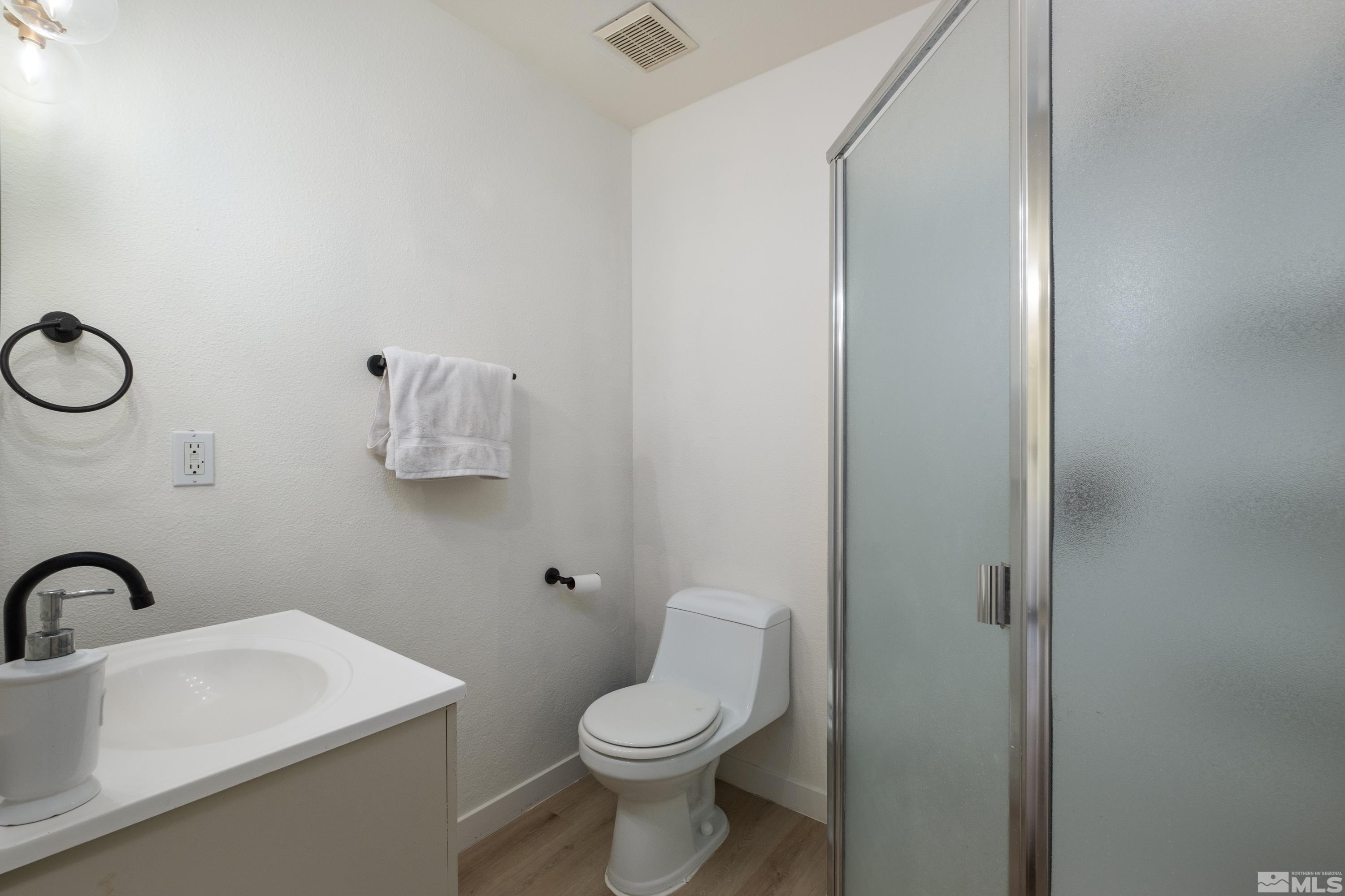 1209 Searchlite Ct