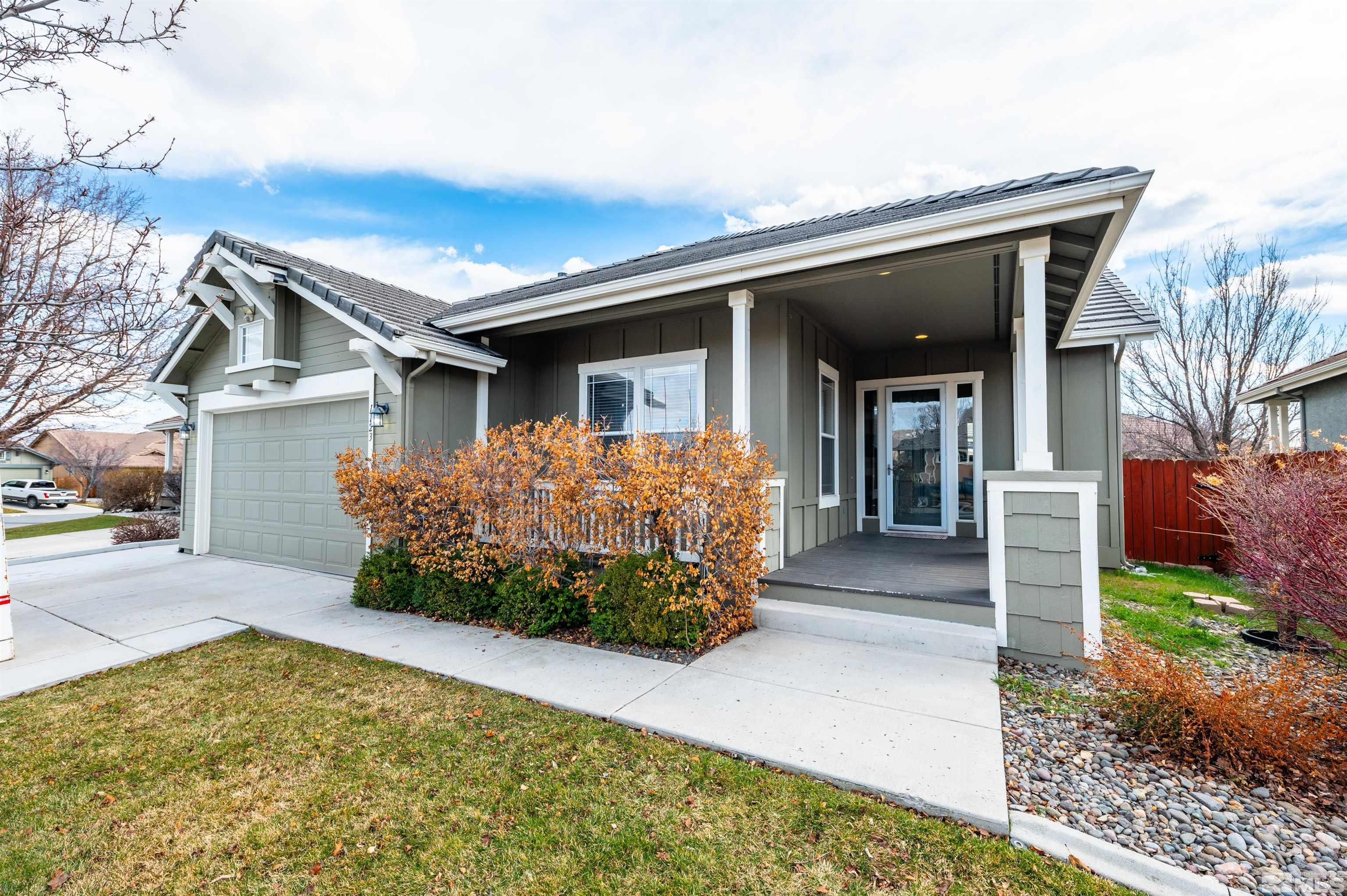 1123 Harbor Town