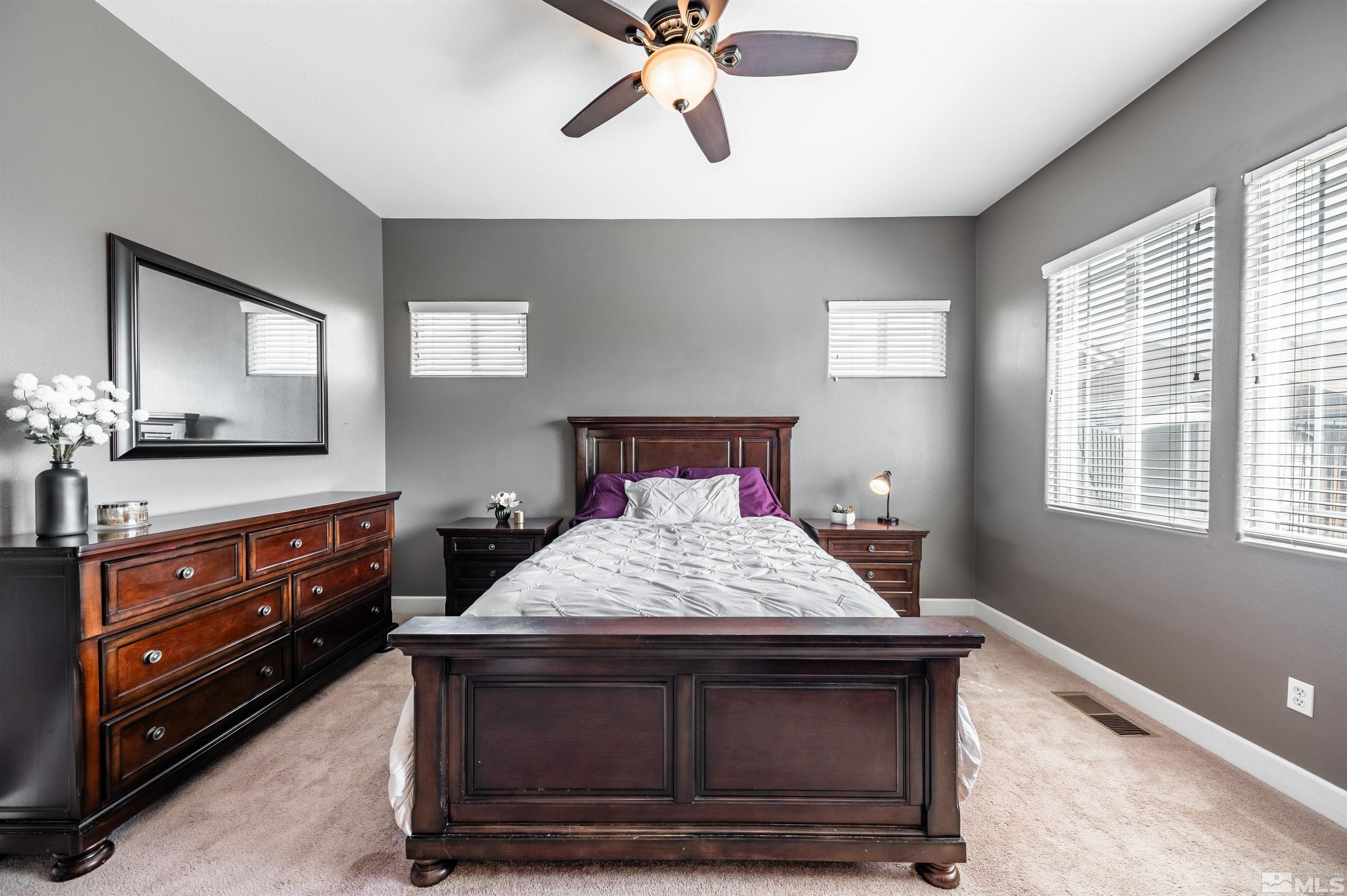 1123 Harbor Town