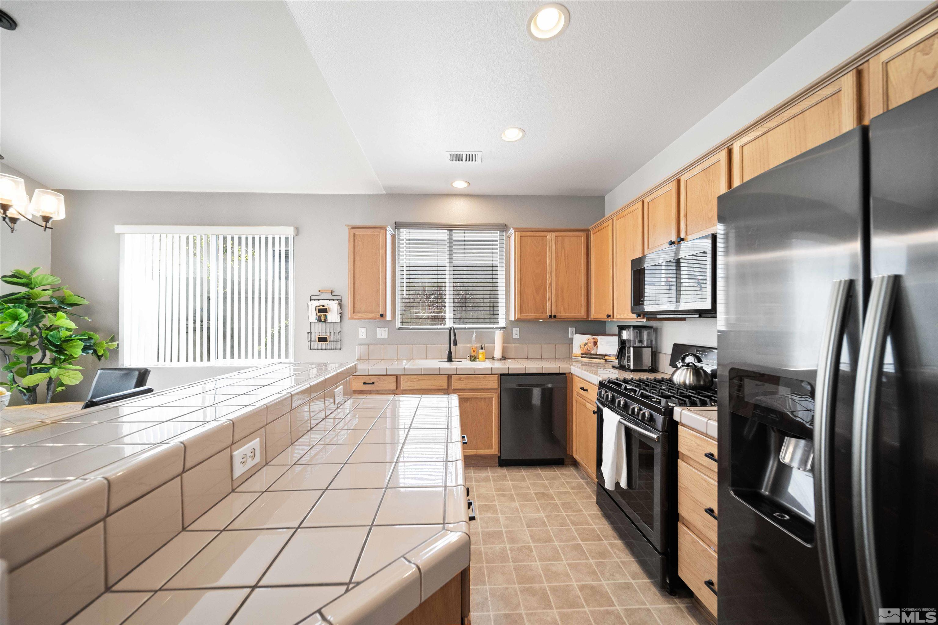 10599 Iron Point Cir