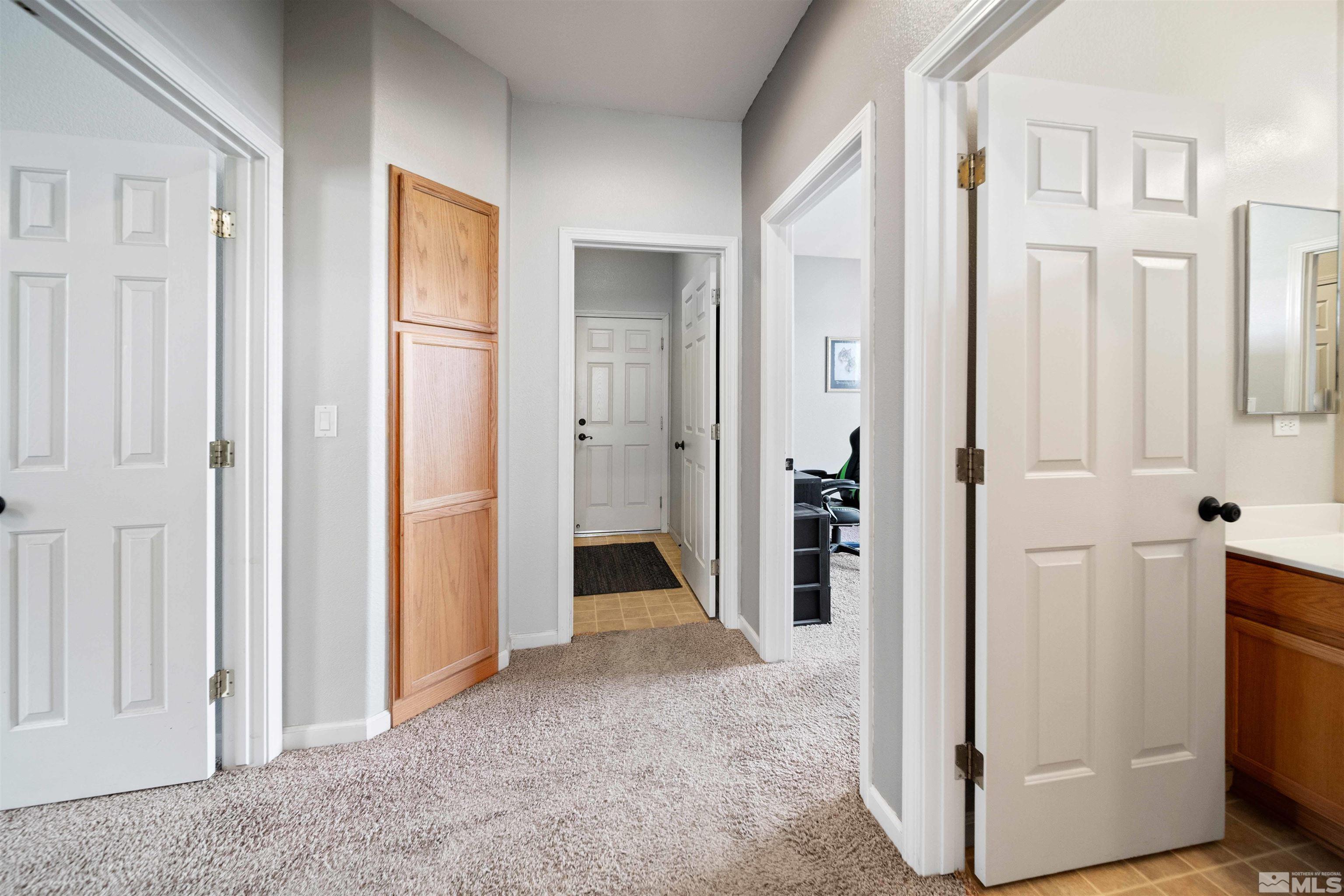 10599 Iron Point Cir