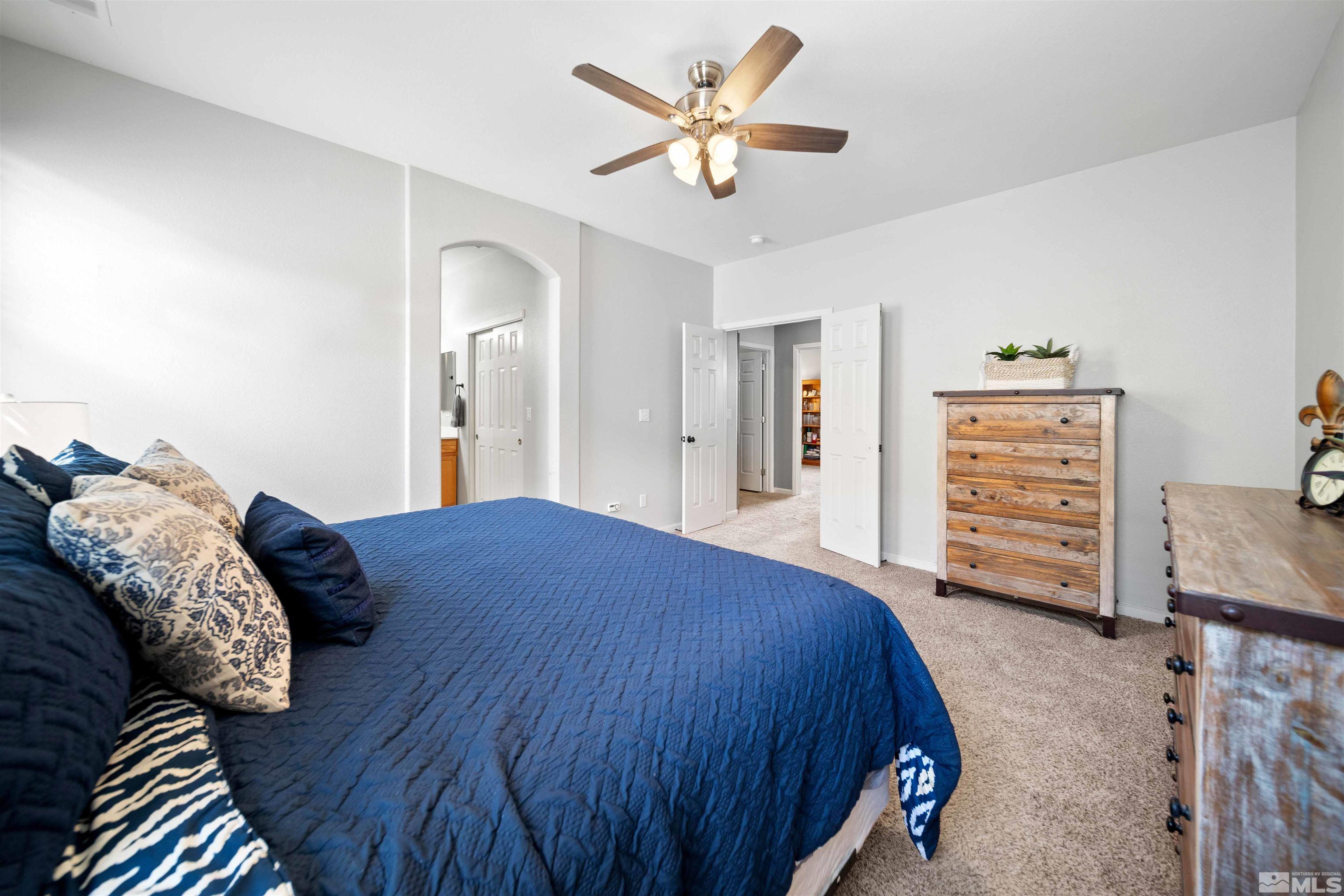 10599 Iron Point Cir
