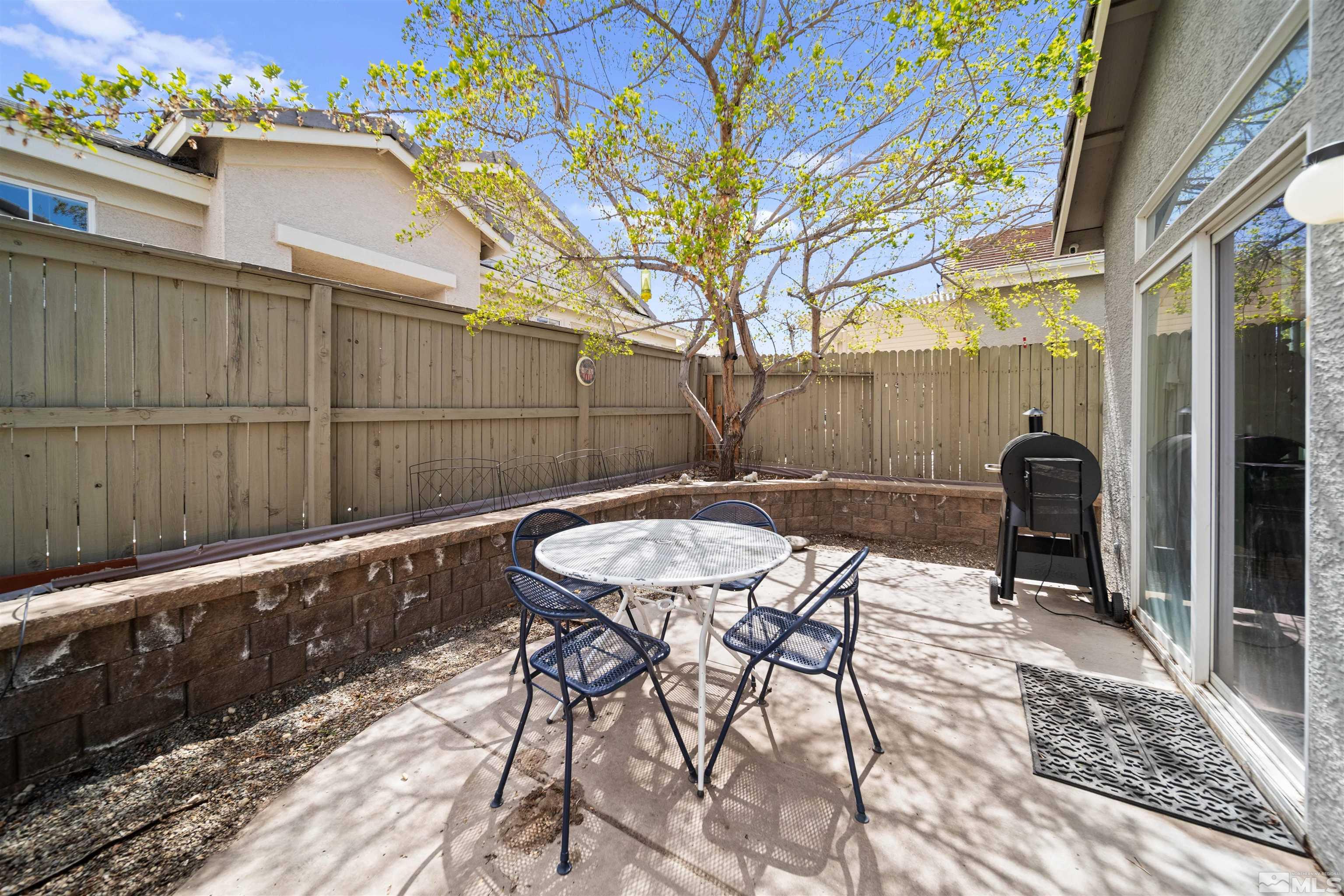10599 Iron Point Cir