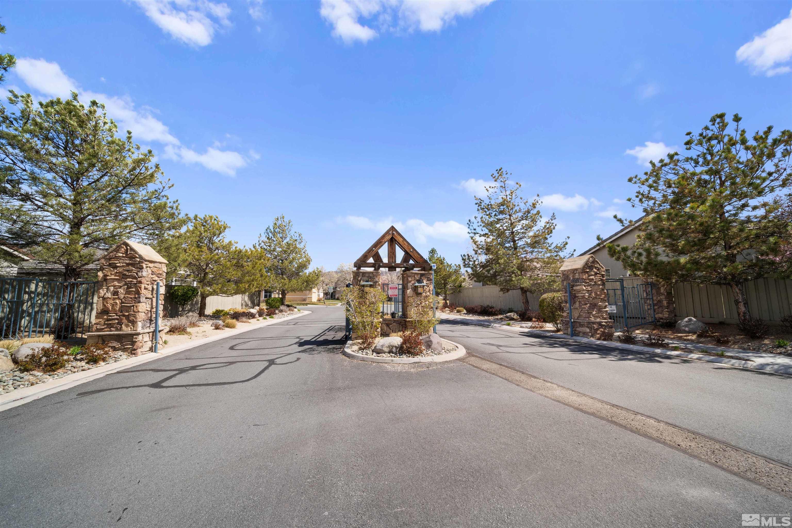 10599 Iron Point Cir