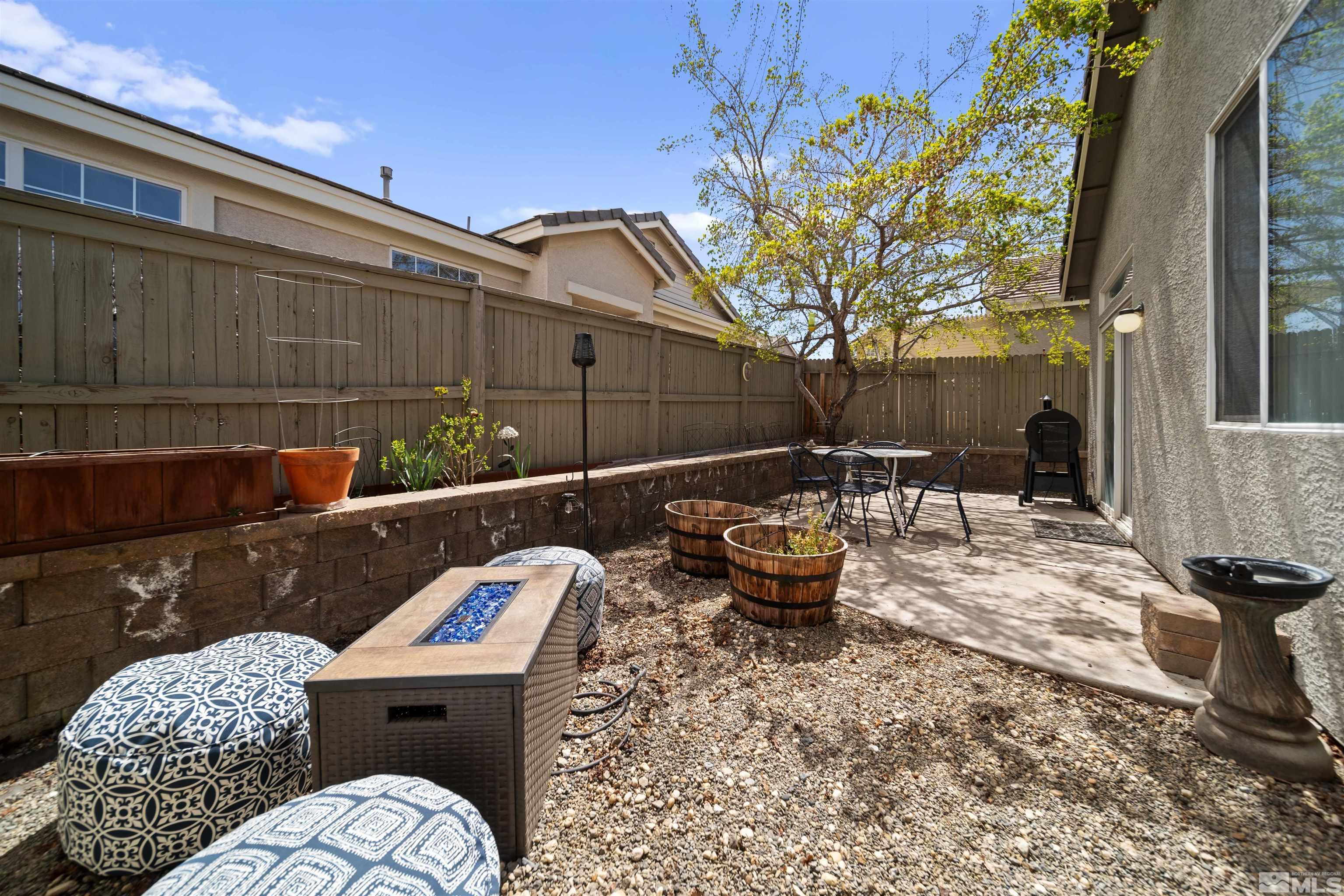 10599 Iron Point Cir