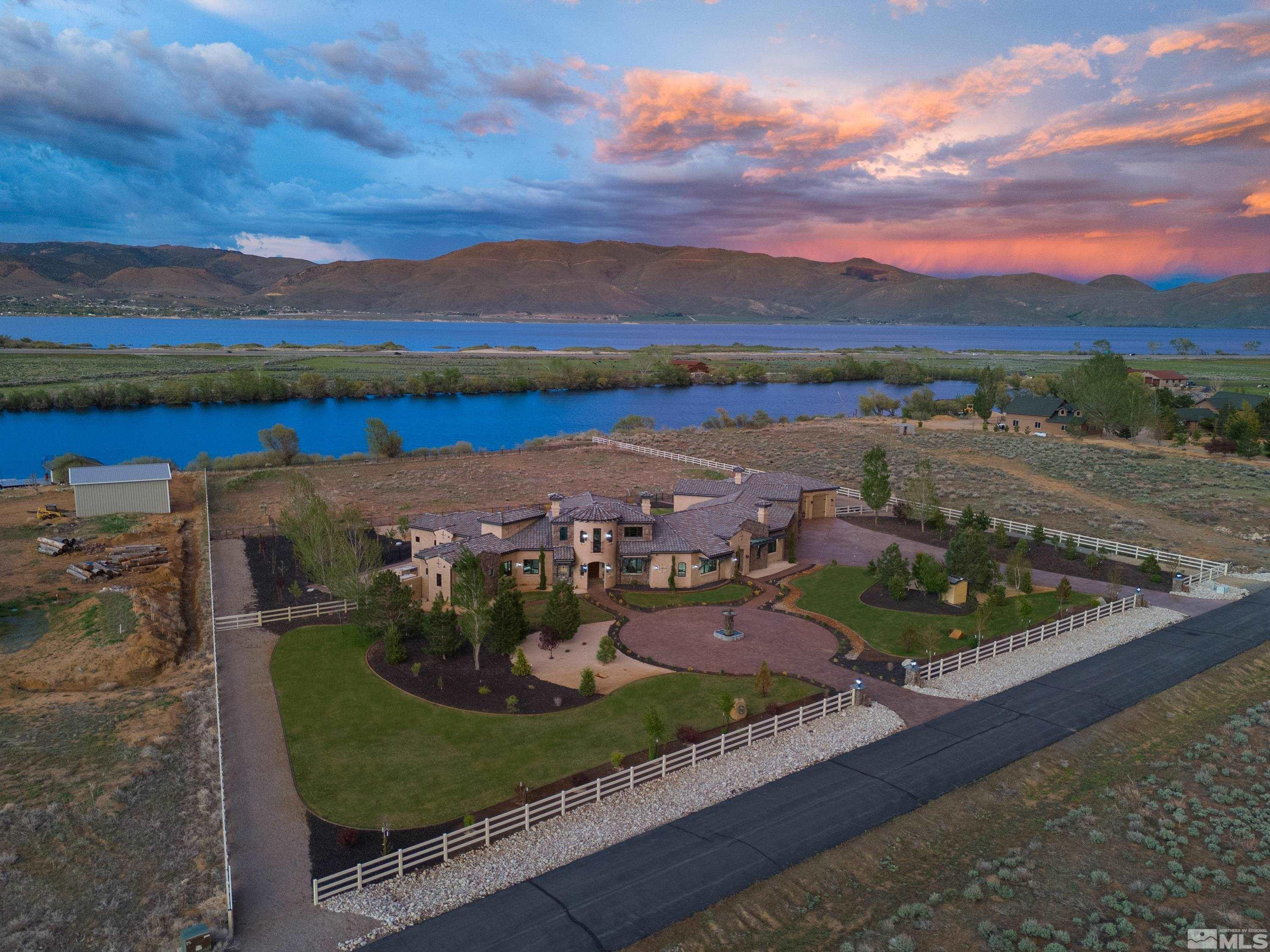 18250 Lake Vista