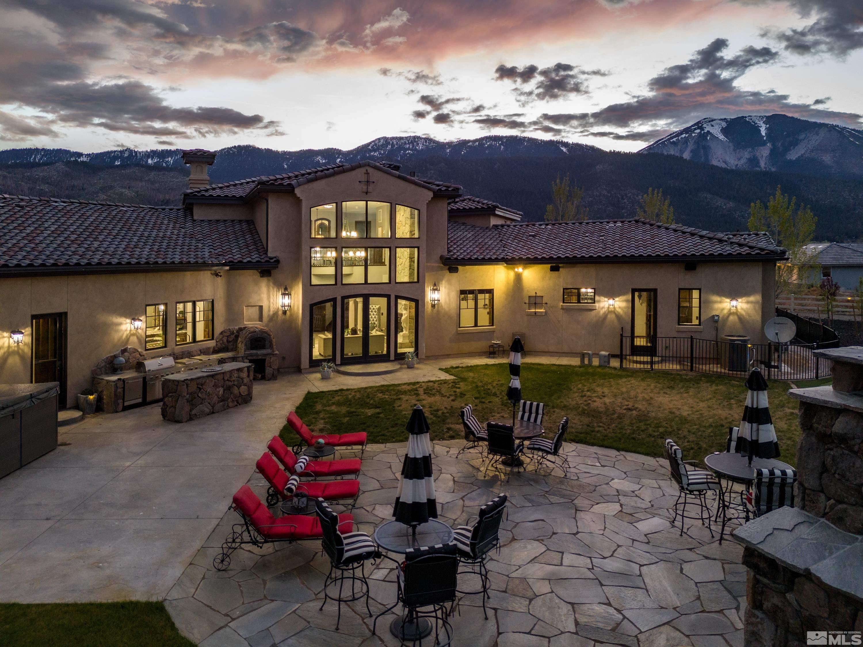 18250 Lake Vista