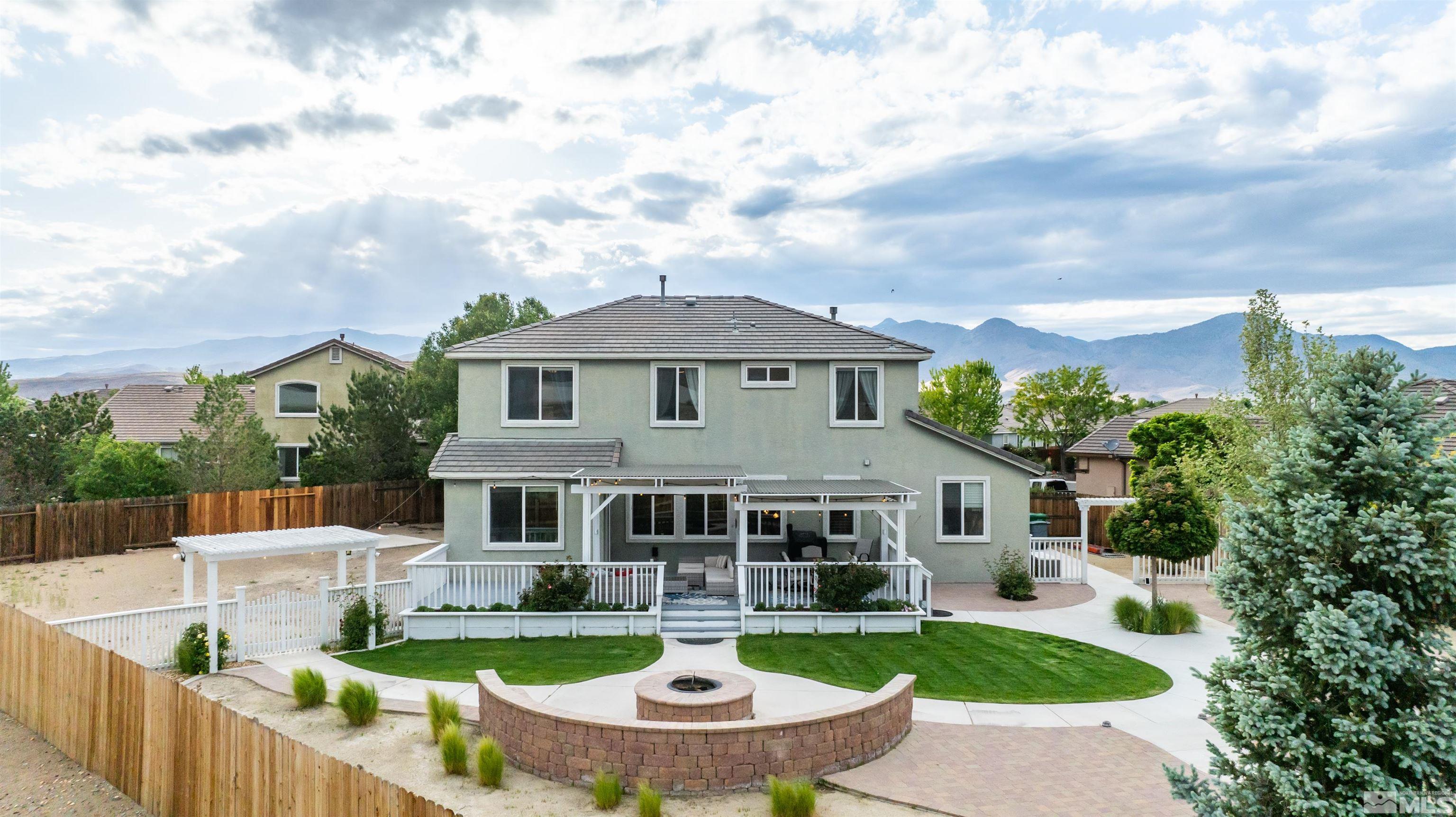 602 Grayhawk Ct