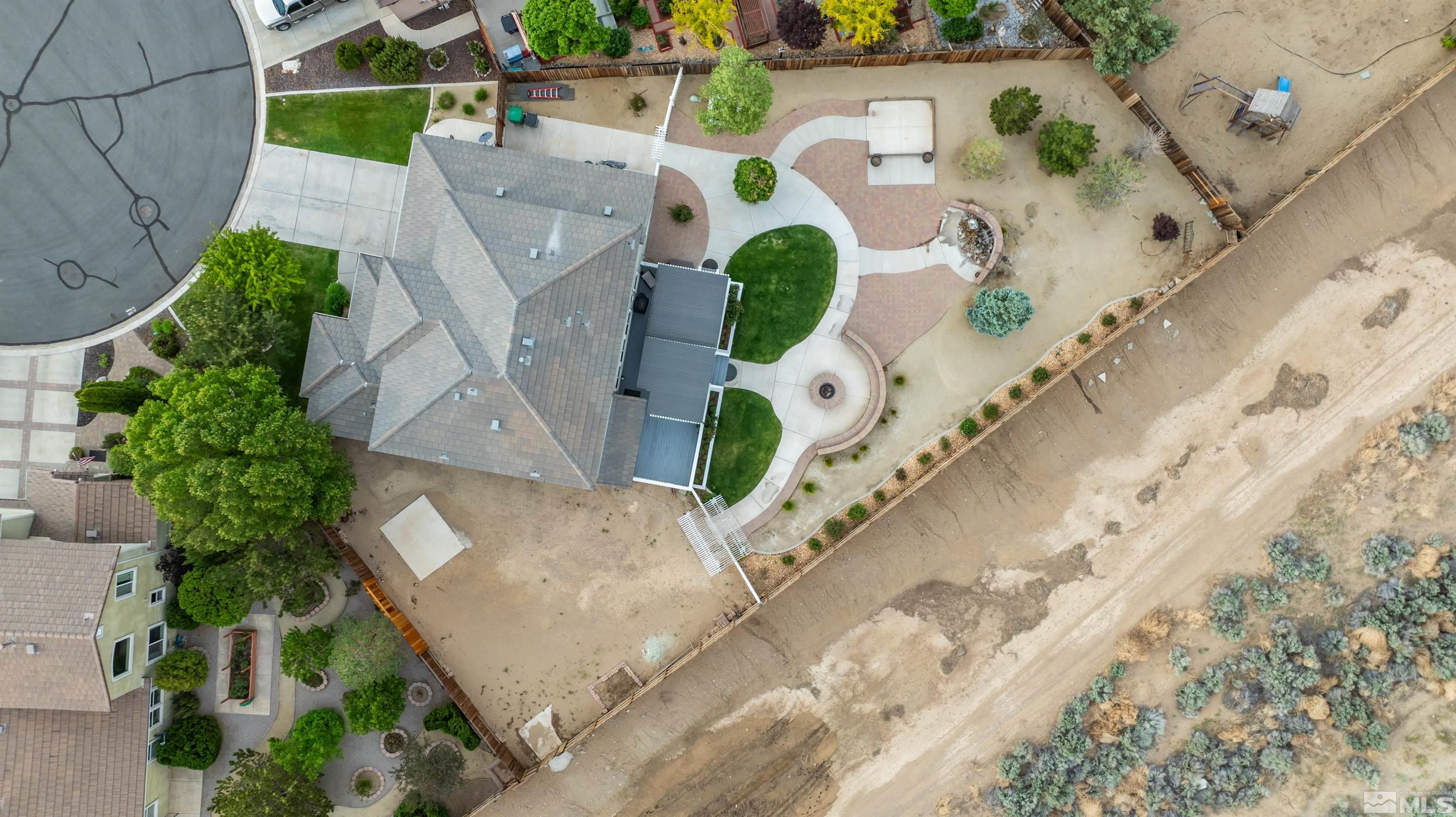 602 Grayhawk Ct