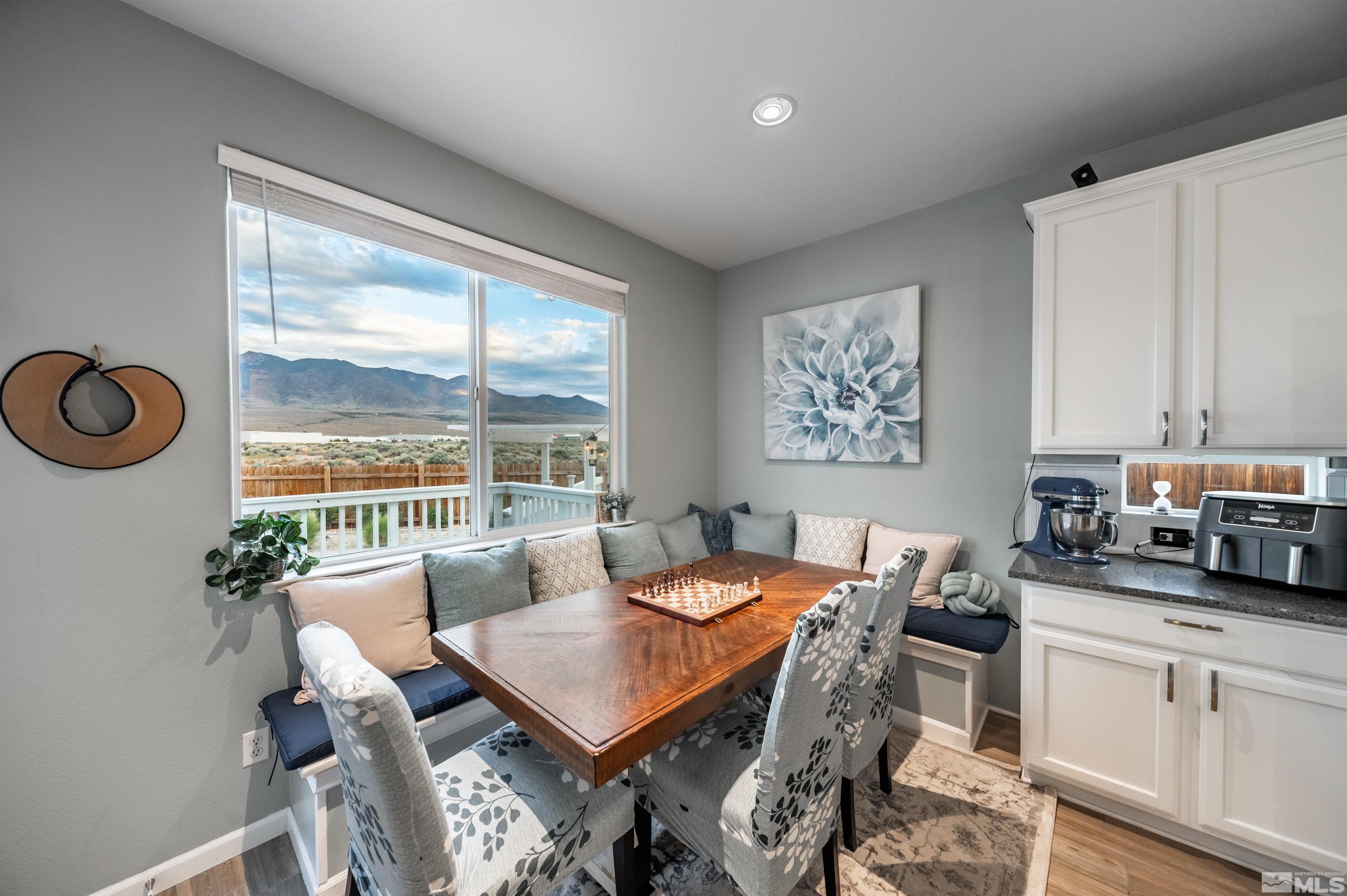 602 Grayhawk Ct