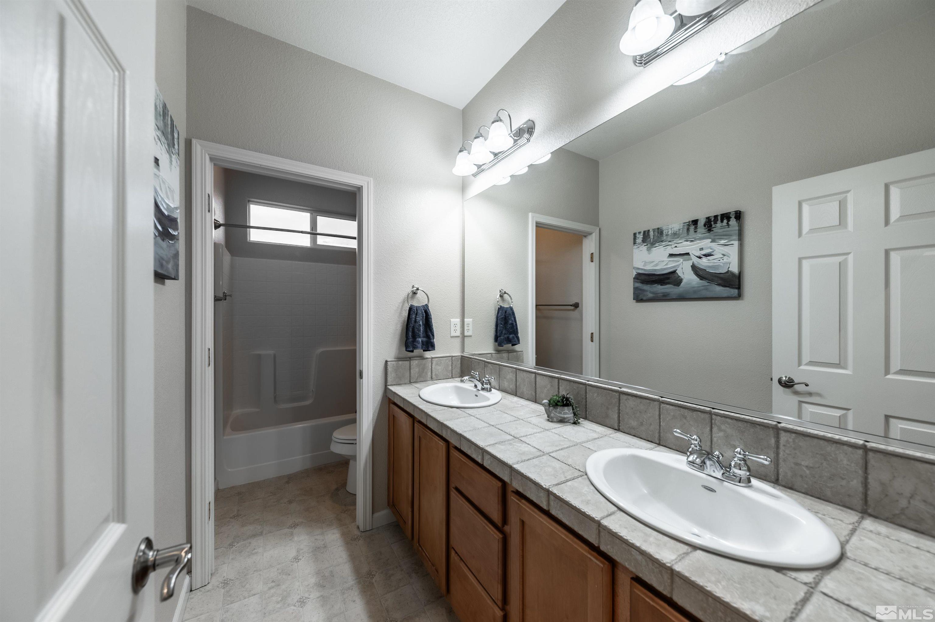 602 Grayhawk Ct