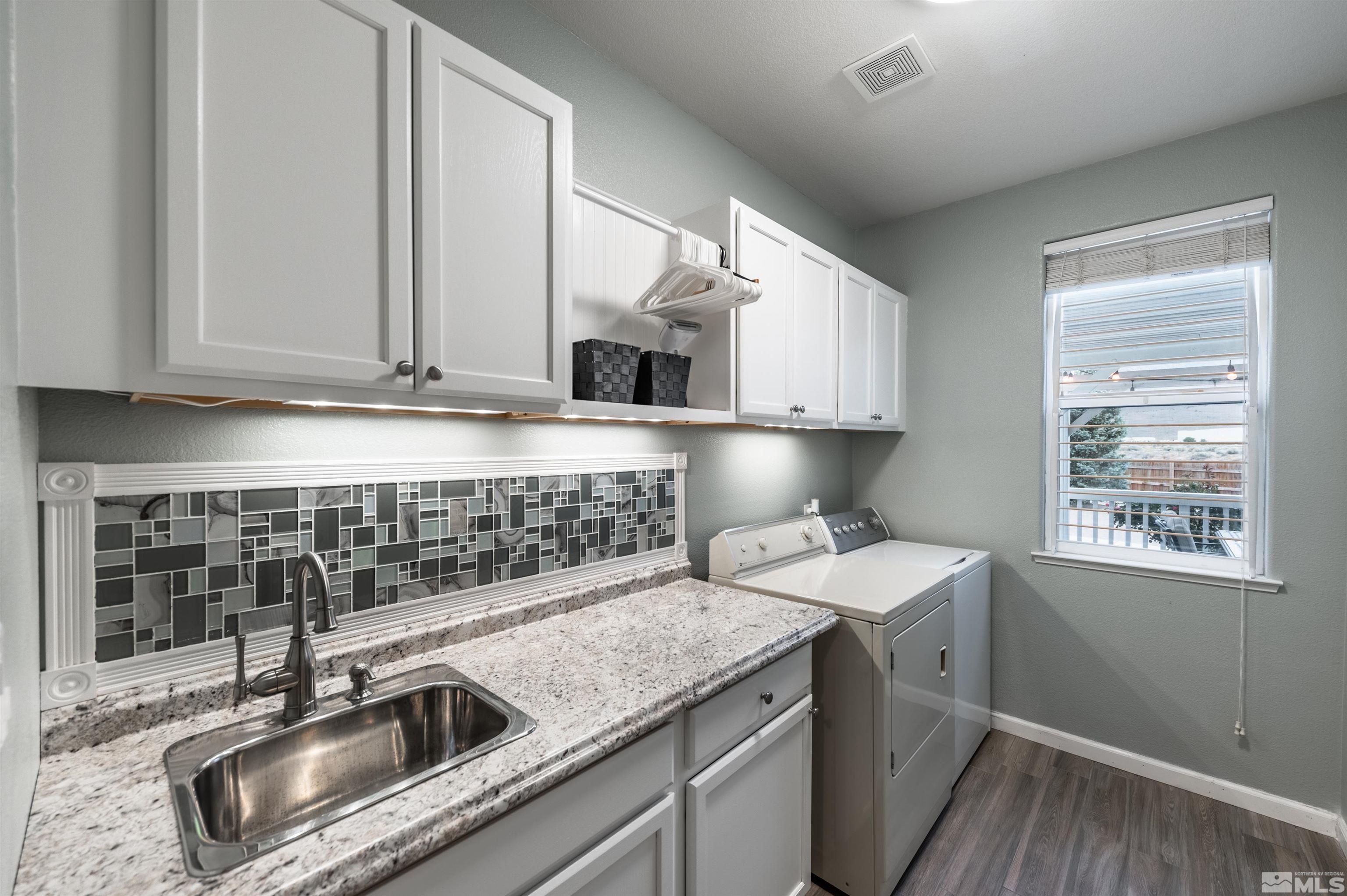 602 Grayhawk Ct