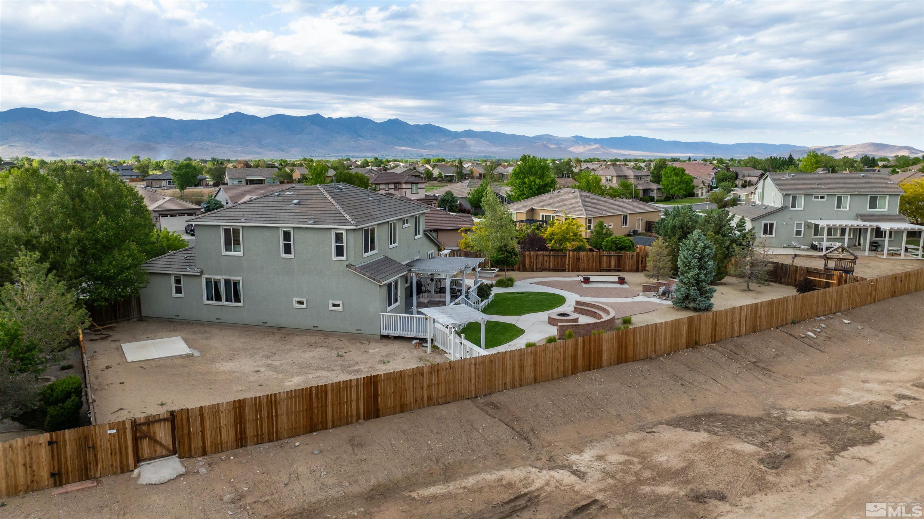 602 Grayhawk Ct