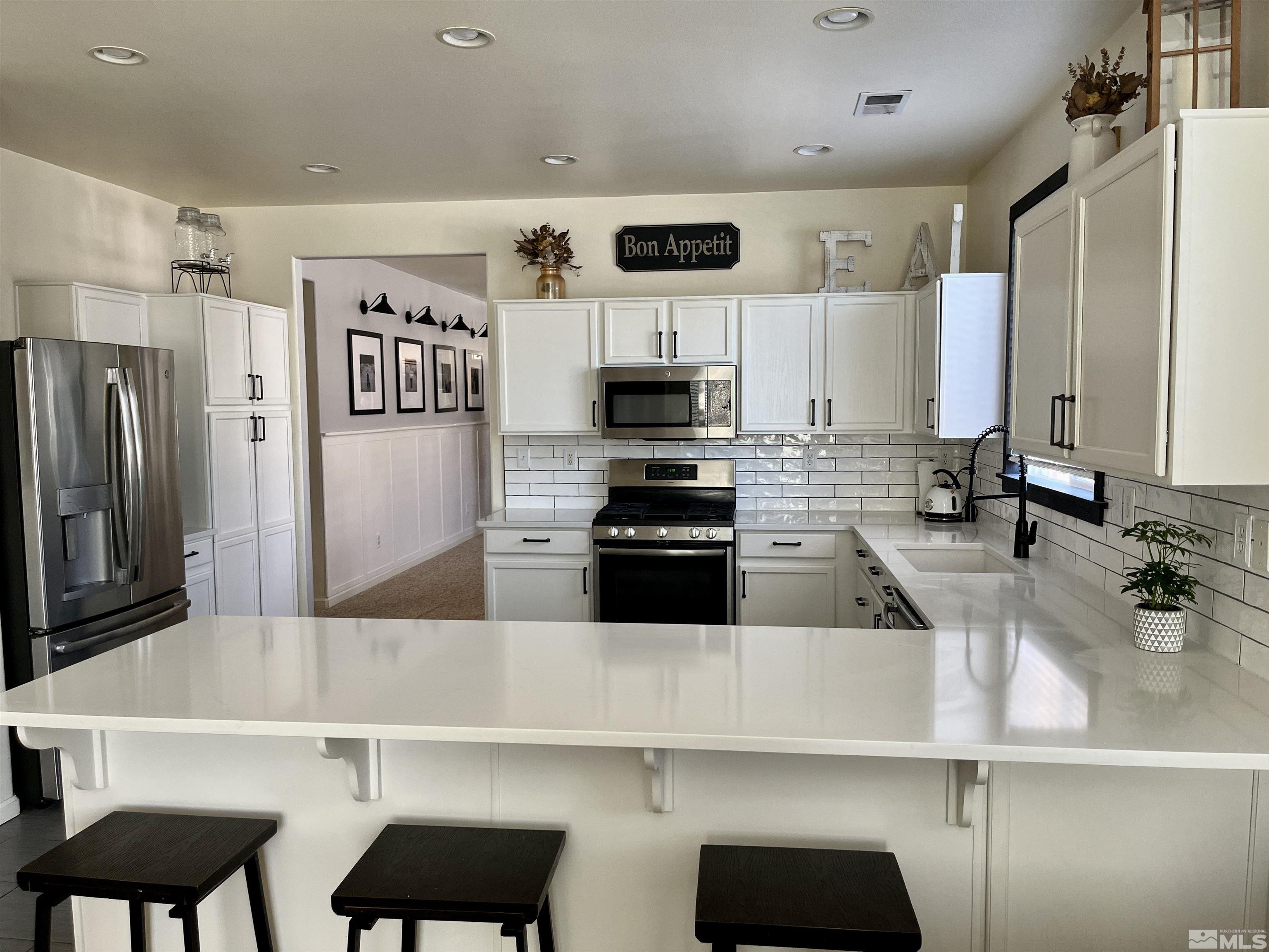 2214 Big Trail Cir