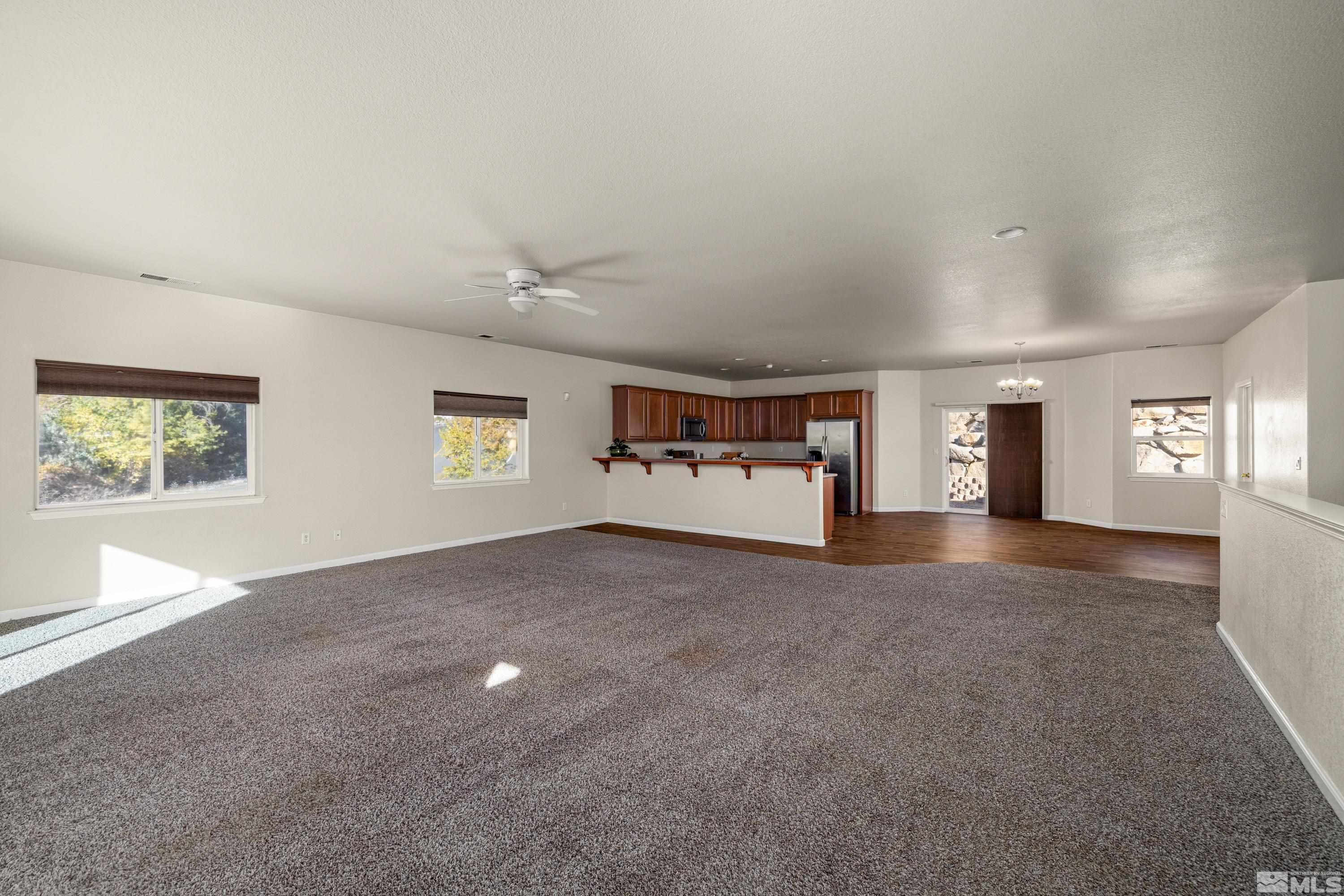 905 Demos Ct