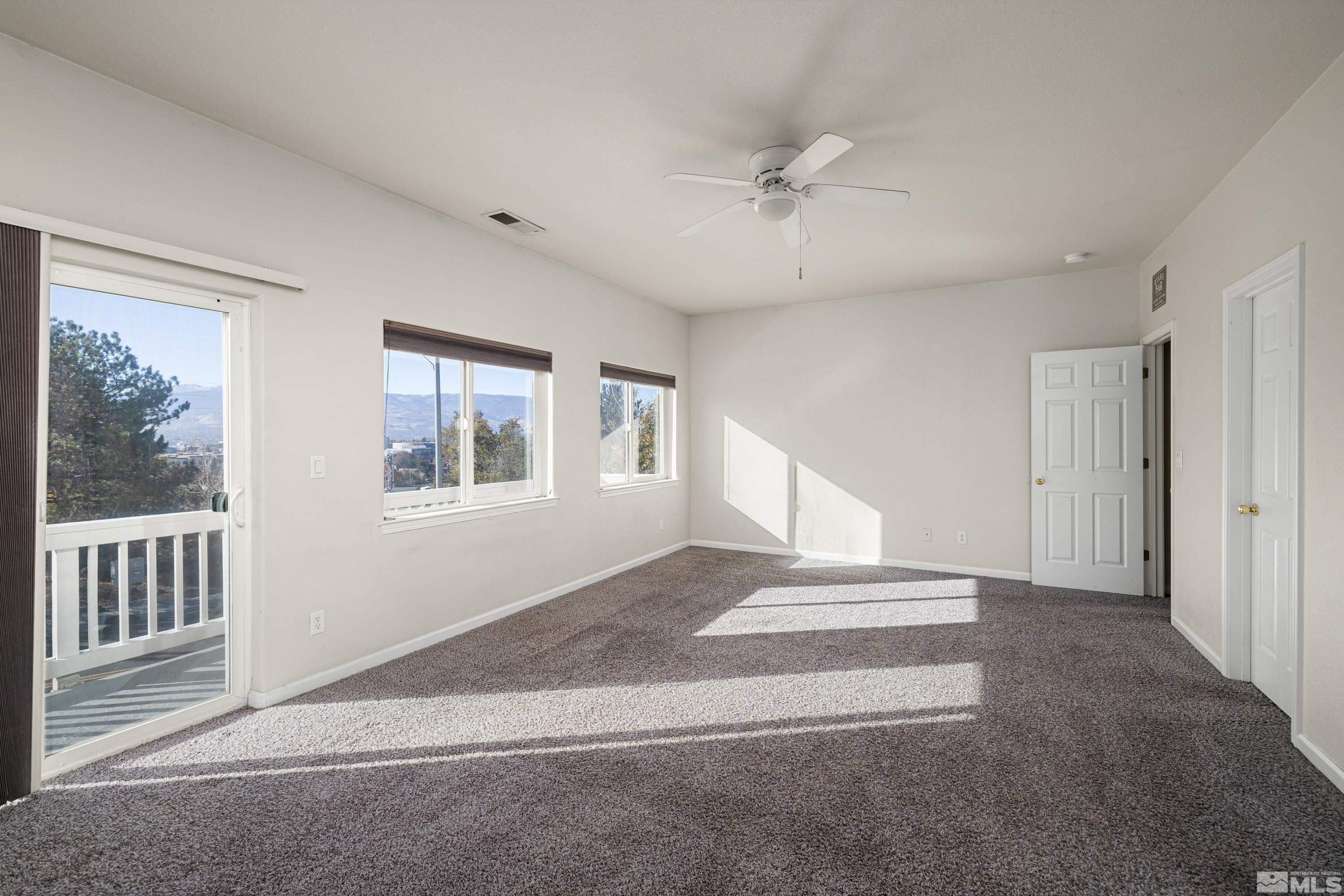 905 Demos Ct